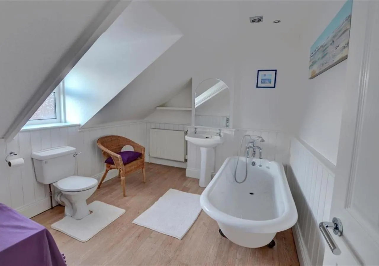 Villa Wood Loft Whitby